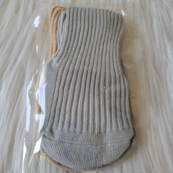 Set of 2 Baby Mittens - Picture 1 of 6